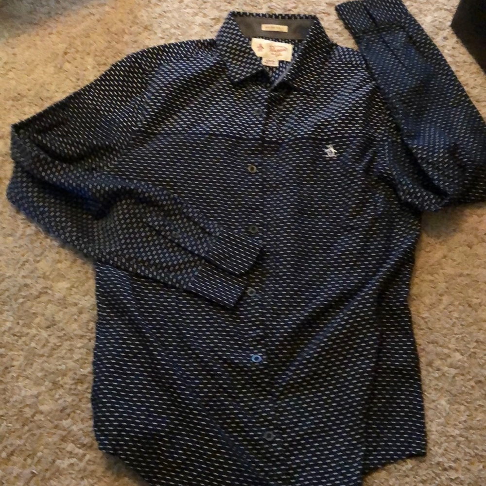 Penguin by Munsingwear long sleeve BD size small